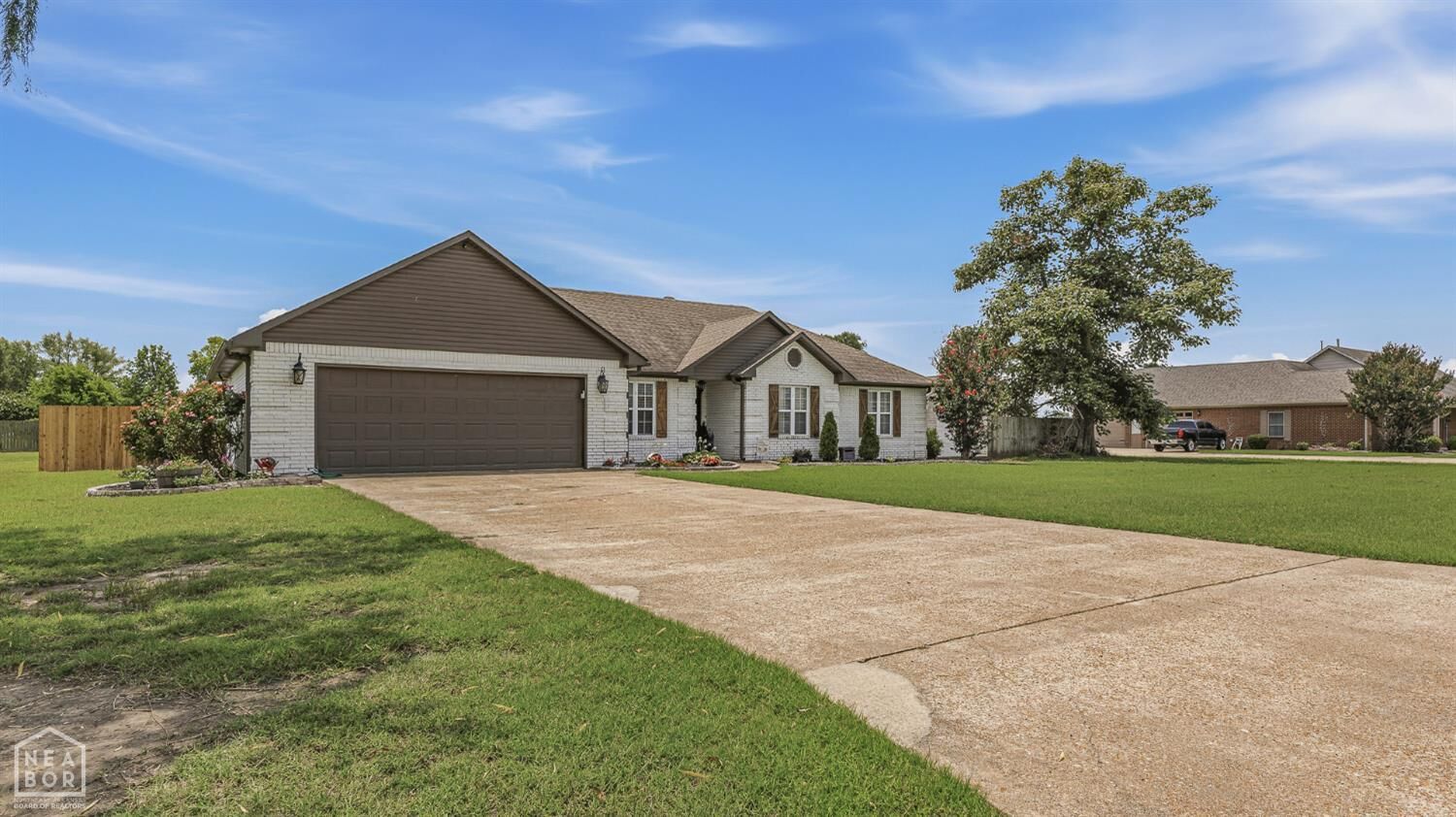 Property Photo: 5057 E County Road 132 AR 72315