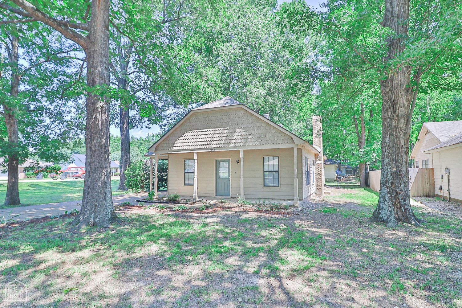 Property Photo: 2300 Biltmore Cove AR 72404