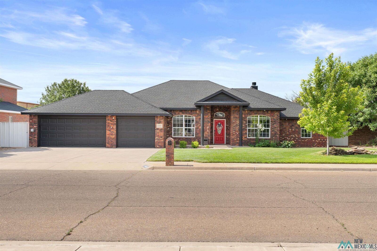 Property Photo:  2009 Kearny Boulevard  NM 88101 