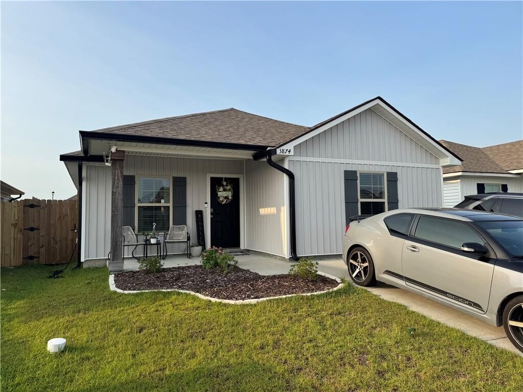 Property Photo:  3874 Seagull Circle  LA 70461 