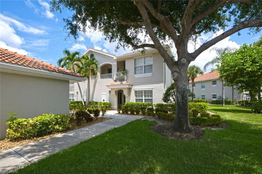 Property Photo:  3033 Driftwood Way 3407  FL 34109 