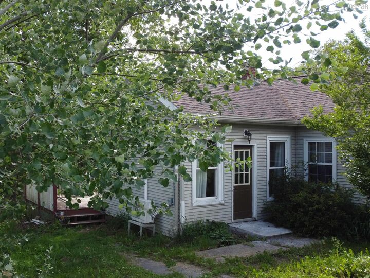 Property Photo:  7770 Highway 1  NS B0N 1L0 