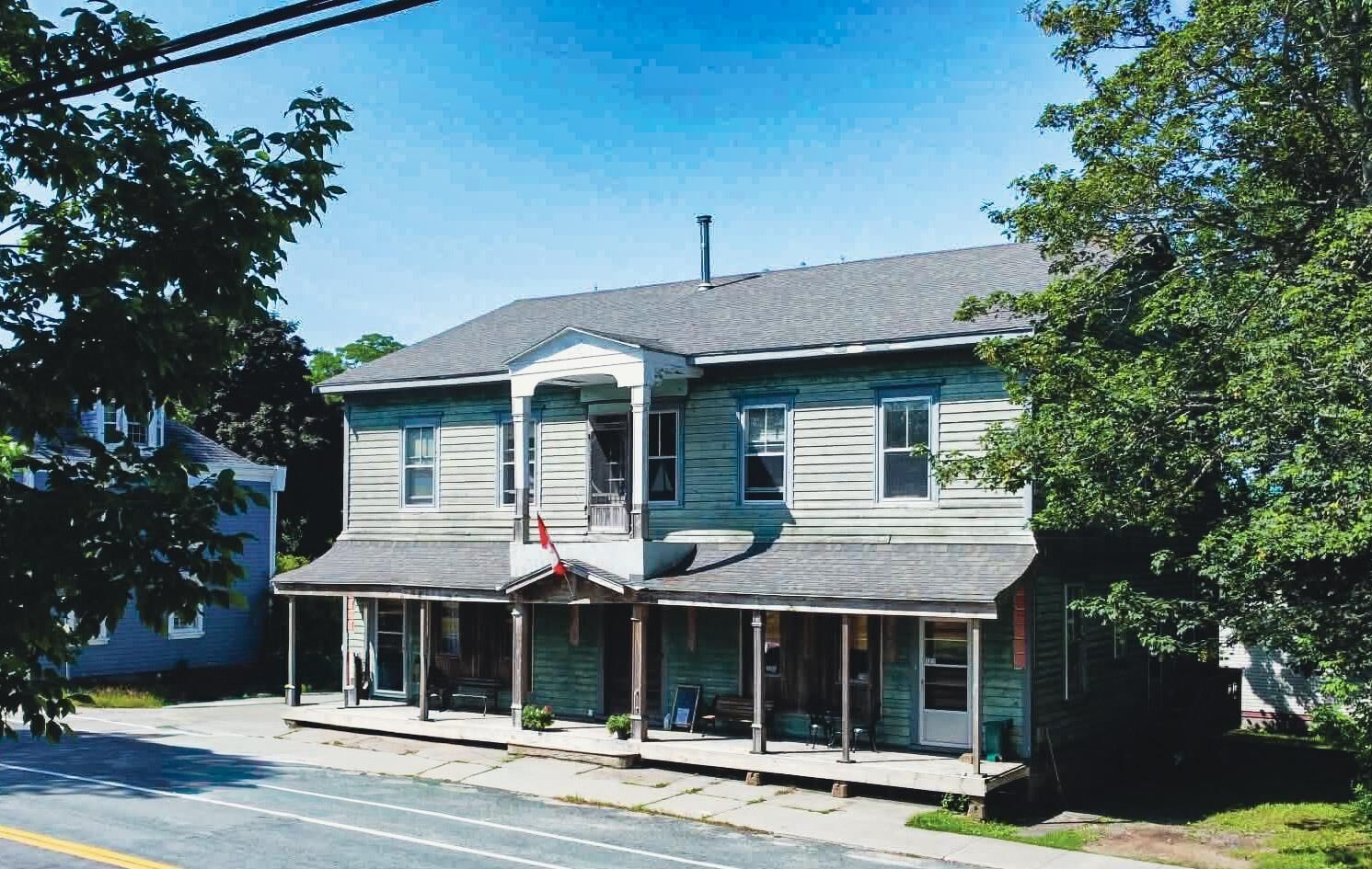 Property Photo: 121 Water Street NS B0T 1W0