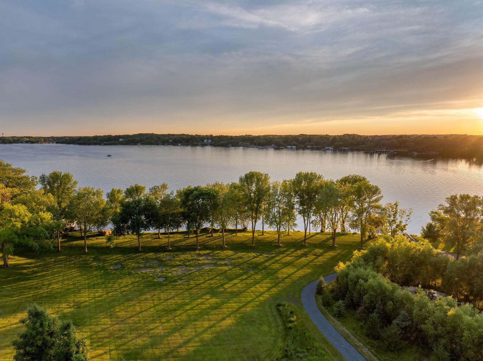 Property Photo: 1365 Bracketts Point Road MN 55391