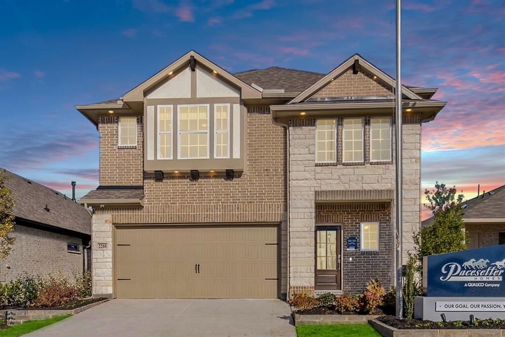 Property Photo:  2208 Walden Pond Boulevard  TX 75126 