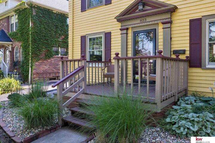 Property Photo: 823 S 60th Street NE 68106