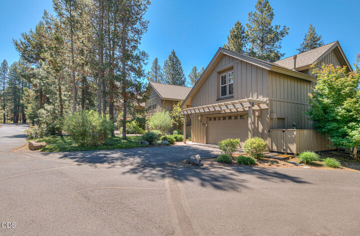 Property Photo:  57135 Fremont Drive 7  OR 97707 