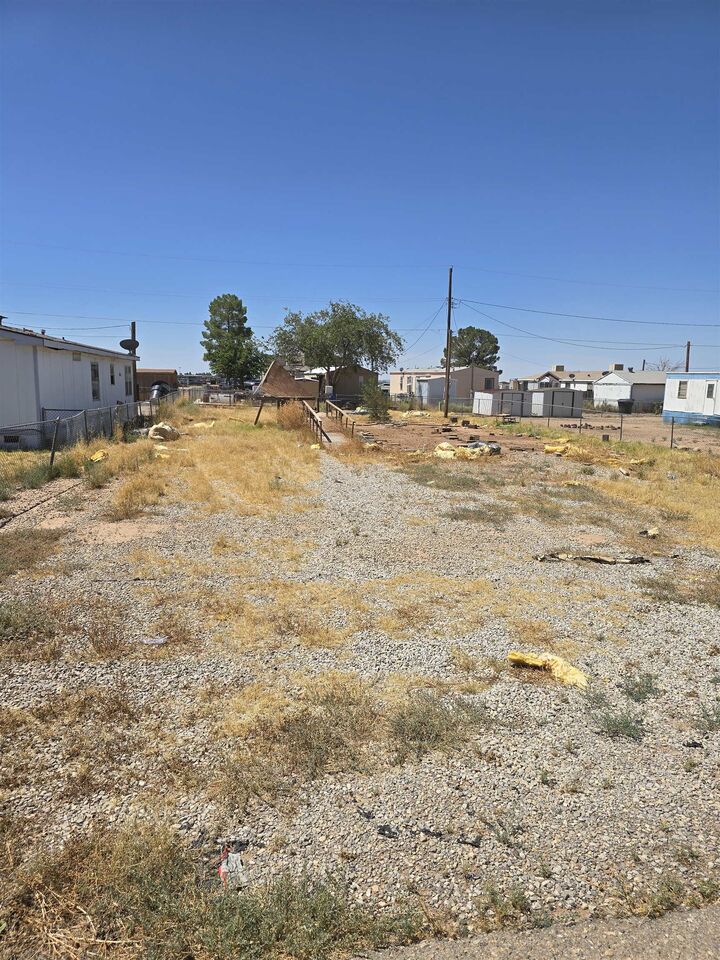 Property Photo:  747 Brooks Ave  NM 88310 