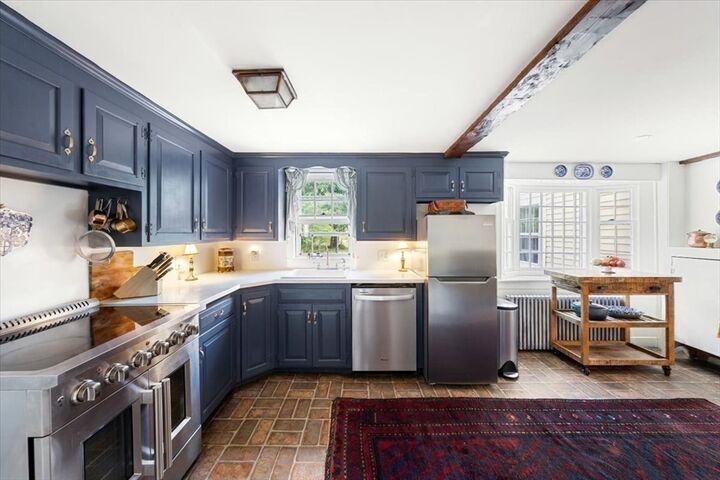 Property Photo:  2 Elm St  MA 01921 