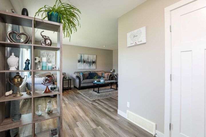 Property Photo: 408 11B Street AB T0L 1S0