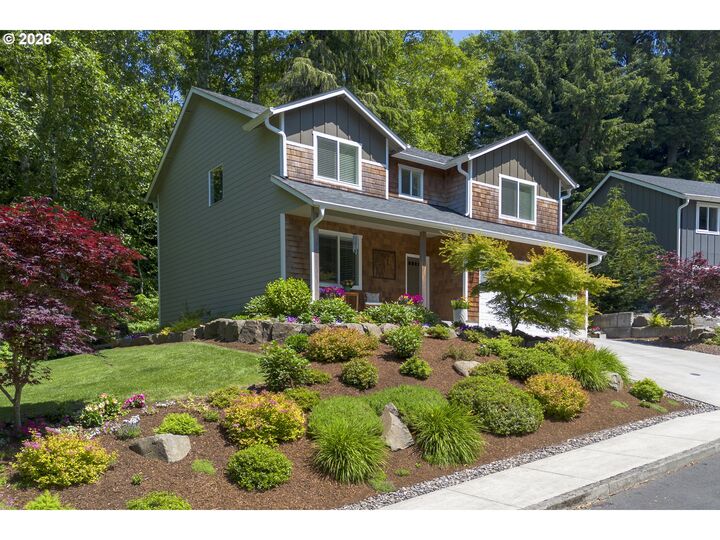 Property Photo: 1975 Forest Dr OR 97138