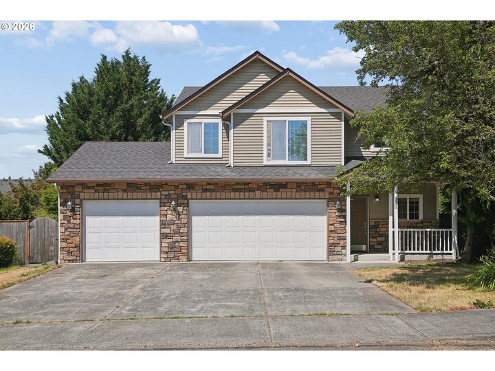 Property Photo:  228 E 17th Pl  WA 98629 