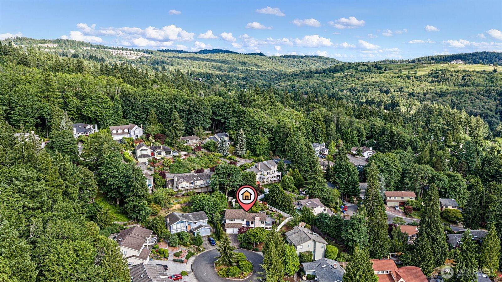Property Photo:  5712  141st Place SE  WA 98006 