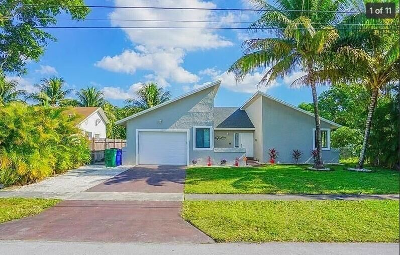 Property Photo:  750 SW 55th Avenue  FL 33068 