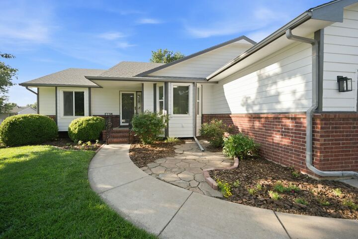 Property Photo: 11540 W 17th St N KS 67212