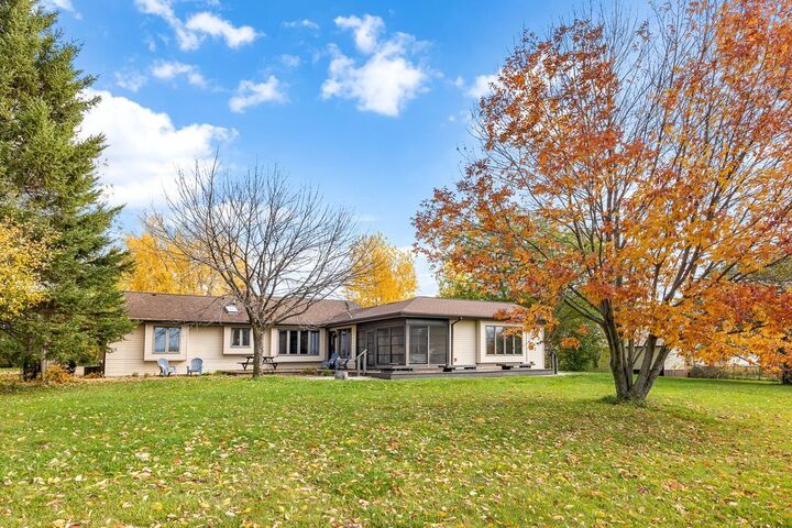 Property Photo: 487 County Road Ff WI 54964