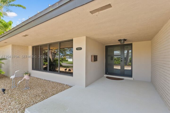 Property Photo: 7430 SW 142nd Ter FL 33158