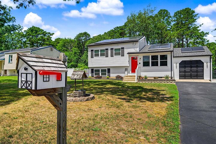 Property Photo:  203 Fox Lane  NJ 08094 