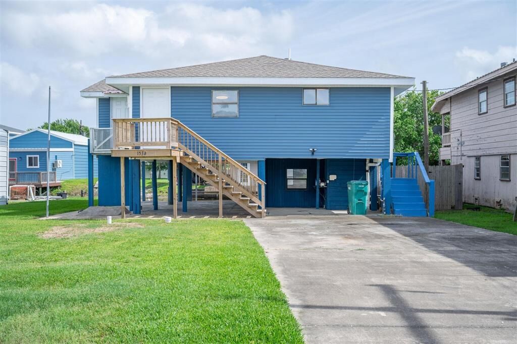 Property Photo:  1532 Dogwood Road  LA 70665 