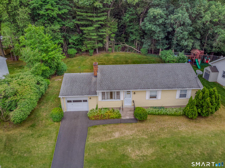 Property Photo:  54 Woodhill Road  CT 06042 