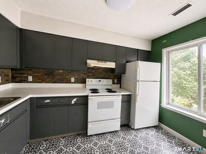 Property Photo: 1423 Quinnipiac Avenue 808 CT 06513