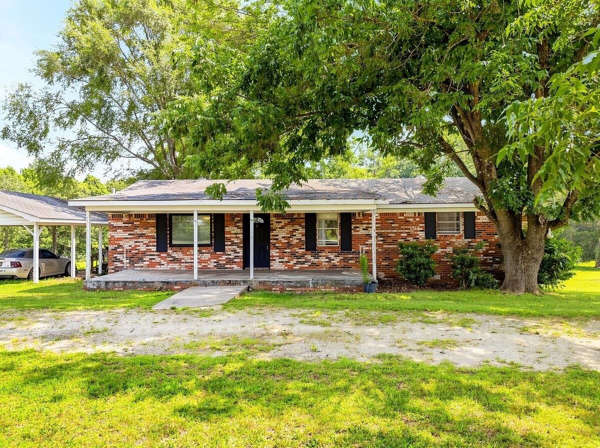 Property Photo:  330 Old Highway 146  SC 29335 