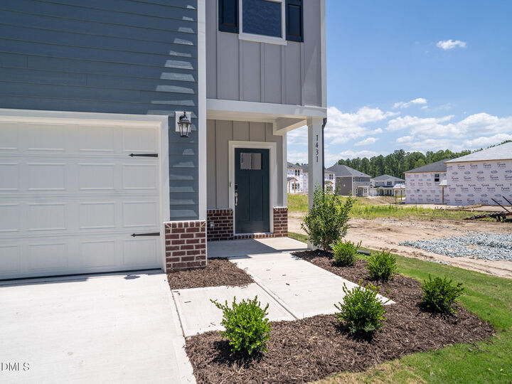 Property Photo:  1431 Hatteras Road  NC 27703 