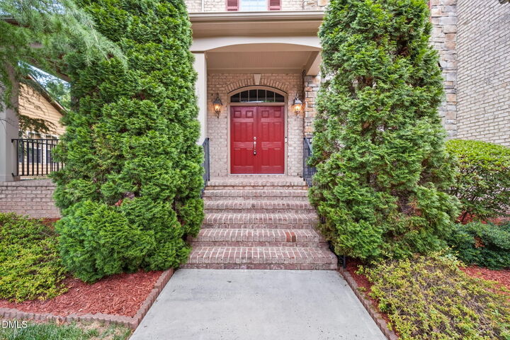 Property Photo:  1049 Kennicott Avenue  NC 27513 