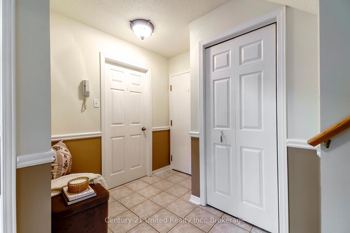 Property Photo: 36 Champlain Crescent 15 ON K9L 1T1