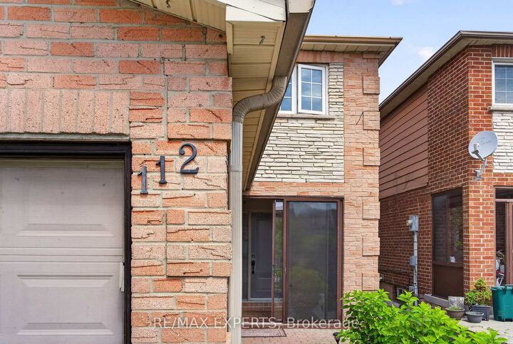 Property Photo: 112 Andrea Lane ON L4L 1E7