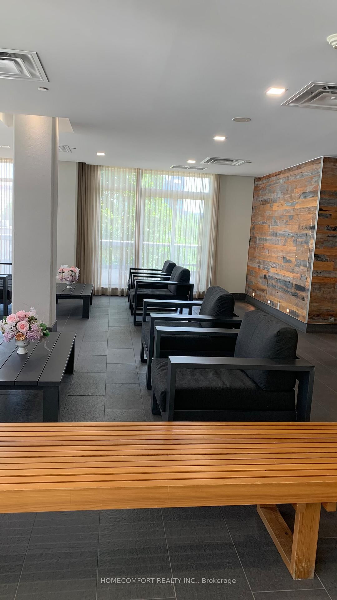 Property Photo:  2015 Sheppard Avenue E 205  ON M2J 0B3 