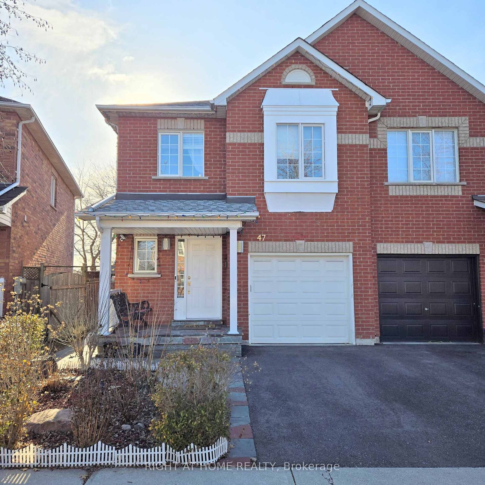 Property Photo:  47 Mare Crescent Lower  ON M9W 7E8 