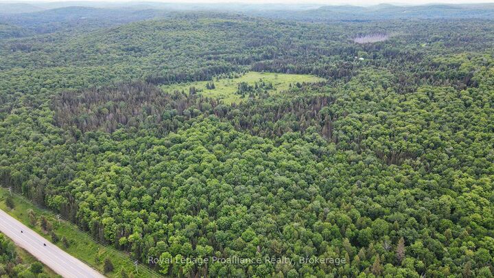 Property Photo:  26643 Highway 60 N/A  ON K0J 2C0 