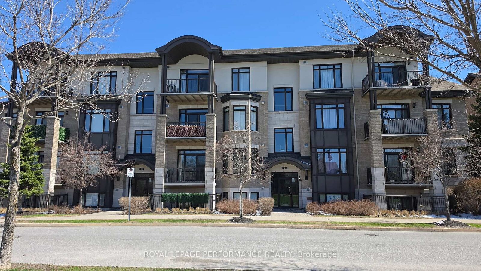 Property Photo: 655 Beauparc Private 101 ON K1J 0B6