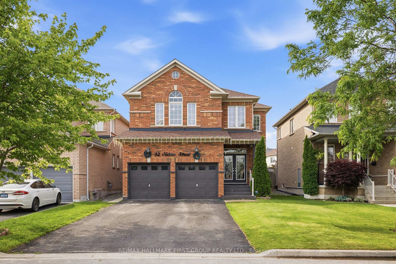 Property Photo: 92 Nelson Street ON L1C 0A6
