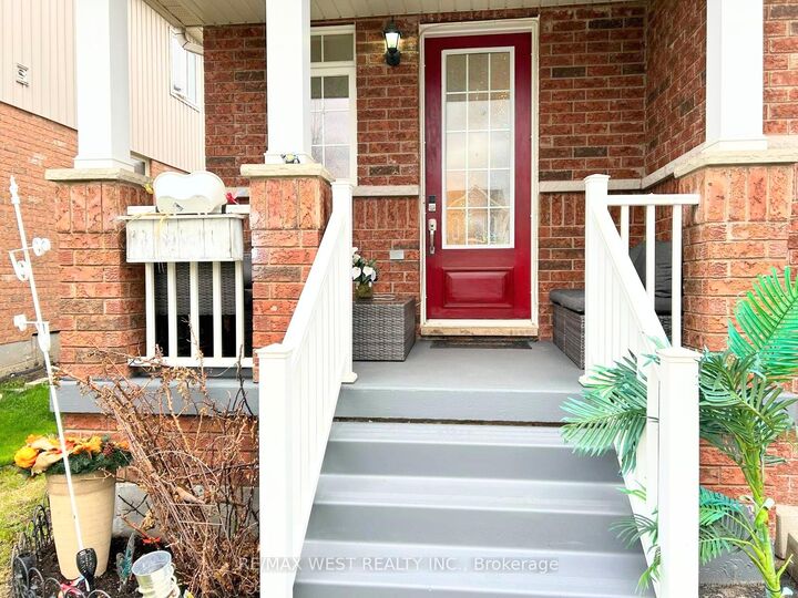 Property Photo: 52 Legion Way ON L3W 0M8