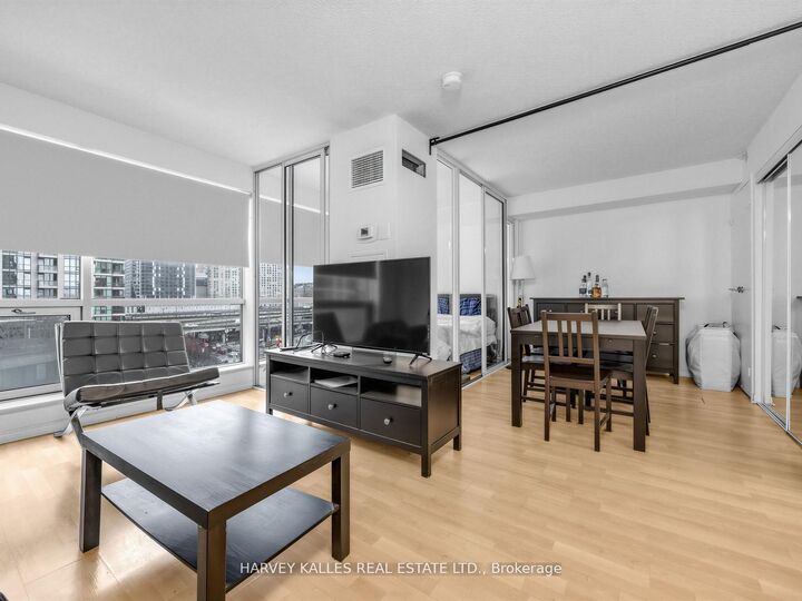 Property Photo: 10 Yonge Street 705 ON M5J 1R4