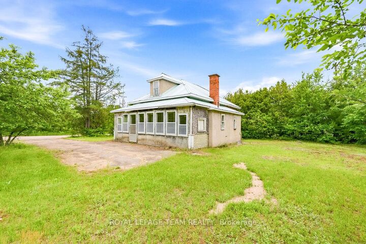 Property Photo:  19 Lepinski Road  ON K0J 1B0 