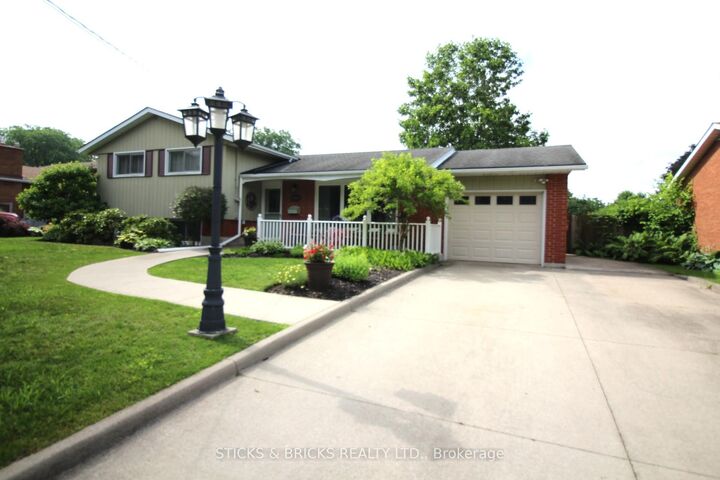 6762 Cherrygrove Road — photo 1