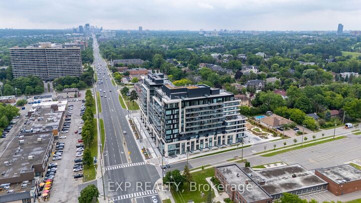 Property Photo: 8188 Yonge Street 235 ON L4J 0M2