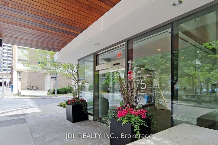Property Photo:  75 St Nicholas Street 704  ON M4Y 0A5 