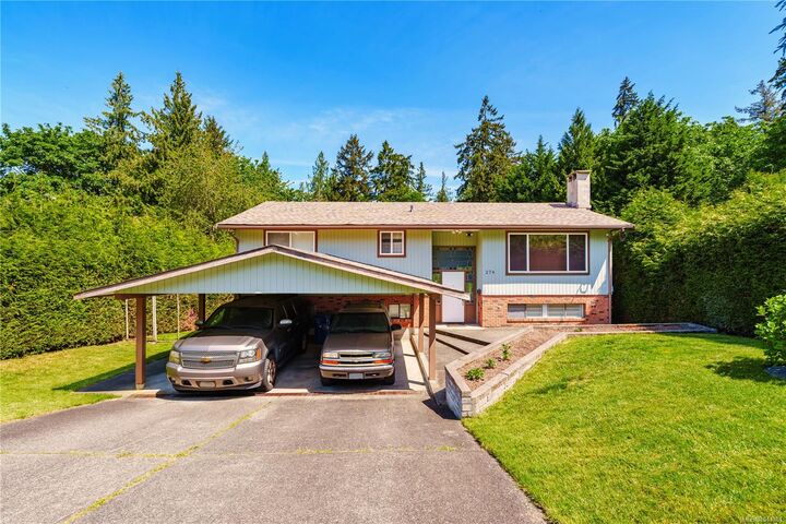 Property Photo:  274 Emery Way  BC V9R 5Z8 