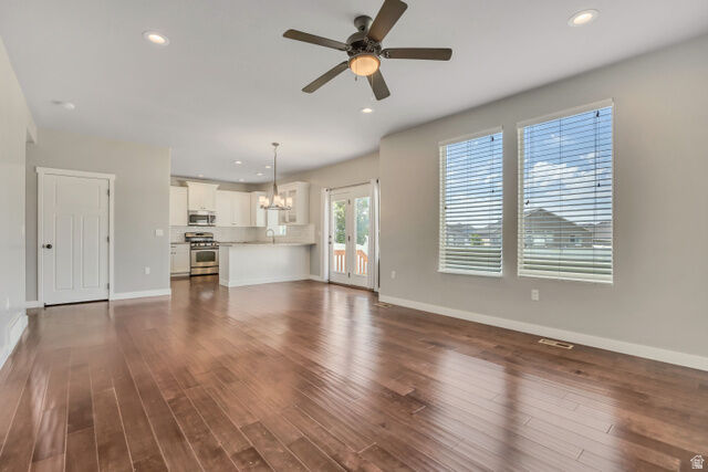 Property Photo:  2471 W Field Stone Way S  UT 84041 