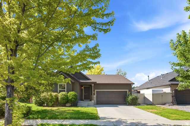 Property Photo:  2012 E 1180 S  UT 84660 