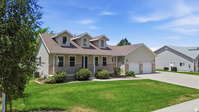 Property Photo: 215 N 750 W UT 84319
