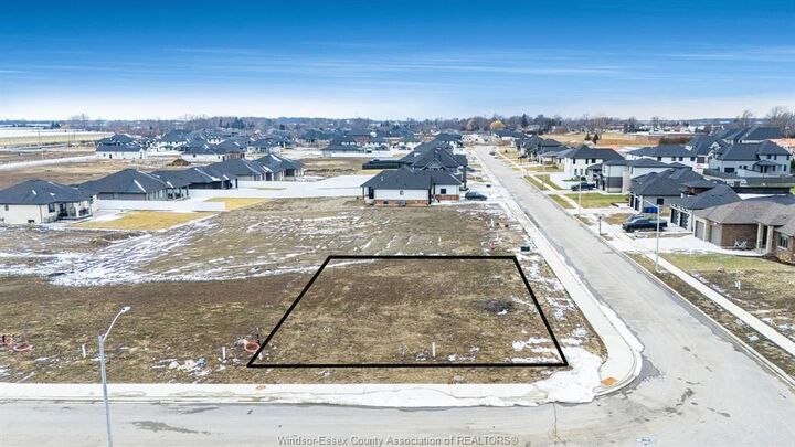 Property Photo: 1875 Molise Boulevard ON N0P 2G0