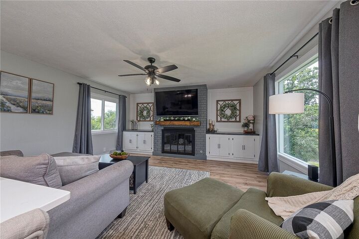 Property Photo:  156 Beale Rd  PA 16055 