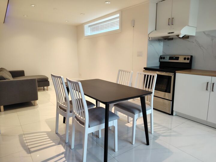 Property Photo:  4xxx-2 W 28th Avenue  BC V6S 1S7 