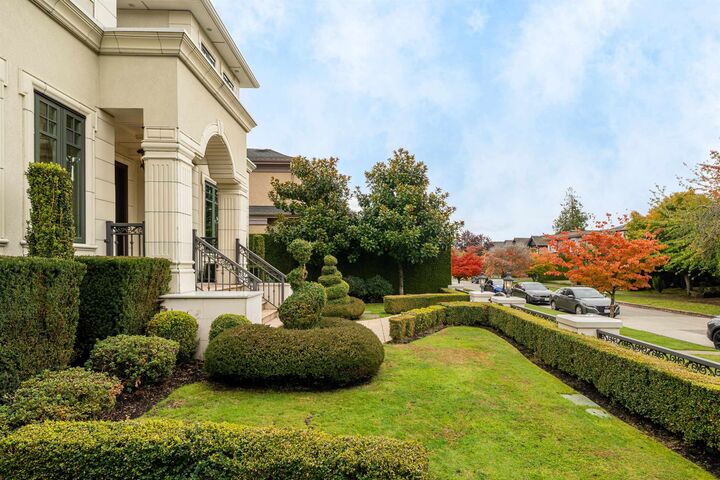 Property Photo: 1461 W 47th Avenue BC V6M 2L9