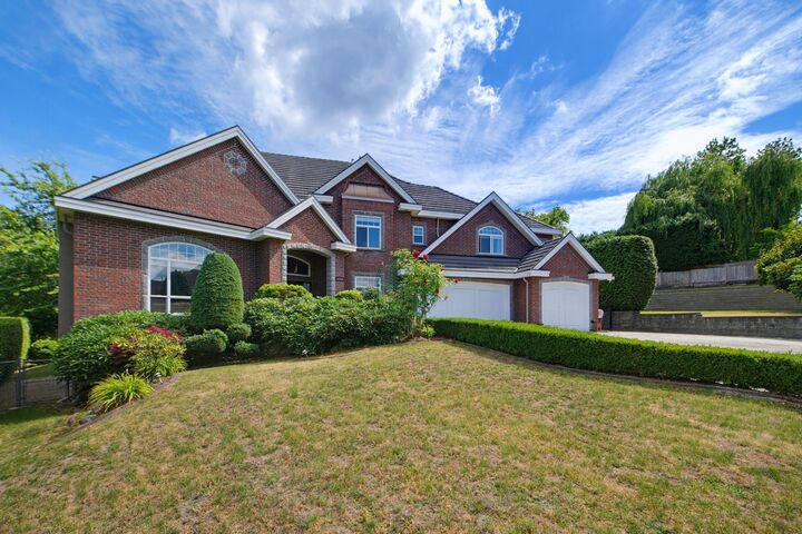 Property Photo: 16396 113B Avenue BC V4N 5A2
